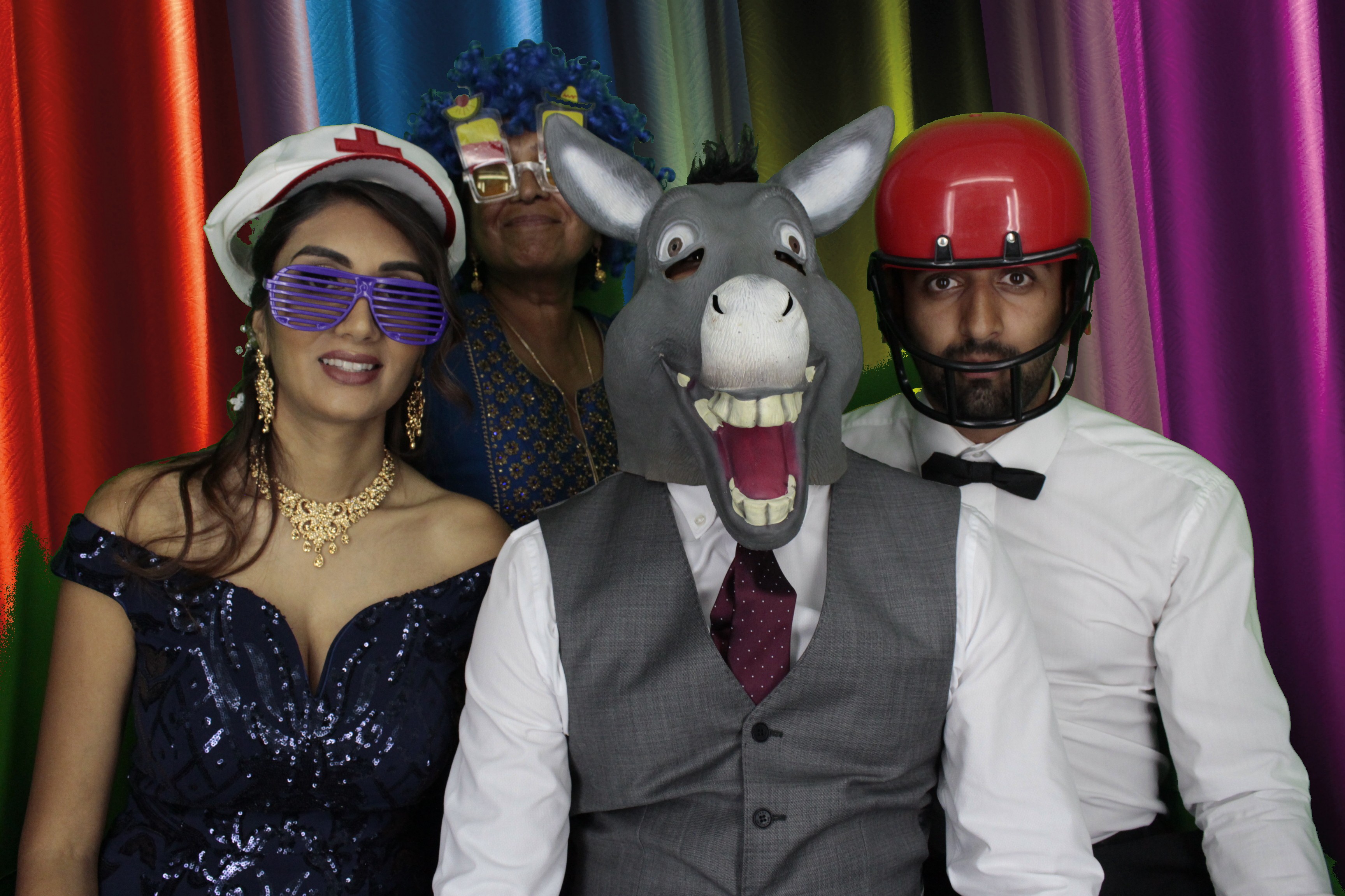 Bhavin & Yasmin’s Wedding | View more photos from the event at gallery.myphotoboothexperience.co.uk/u/MyPhotoBoothExperienceLtd/Bhavin-Yasmin’s-Wedding